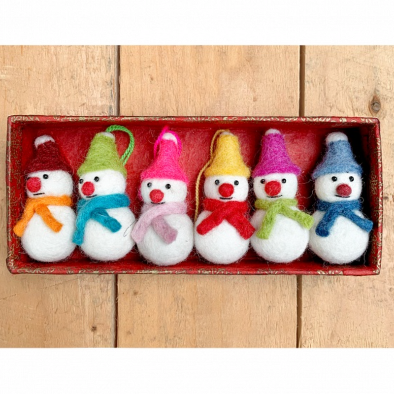 Set of 6 Mini Hanging Felt Snowmen Decorations Box