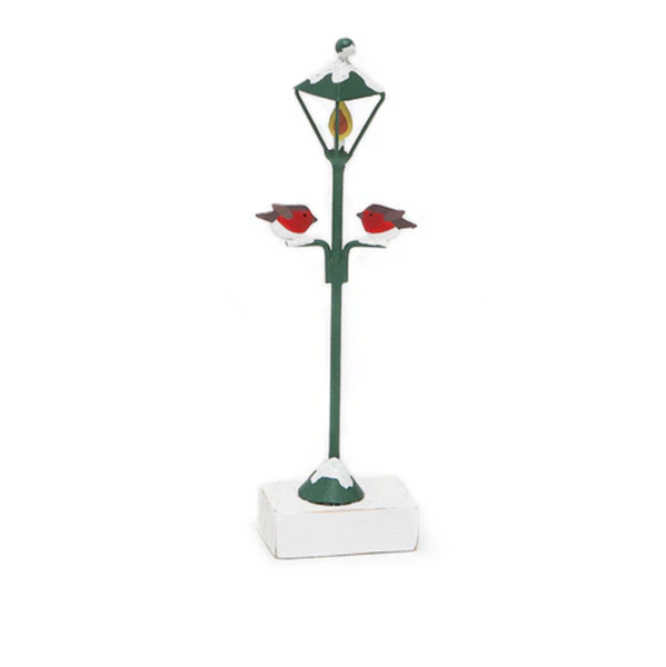 Shoeless Joe Green Lamp Post Standing Decoration