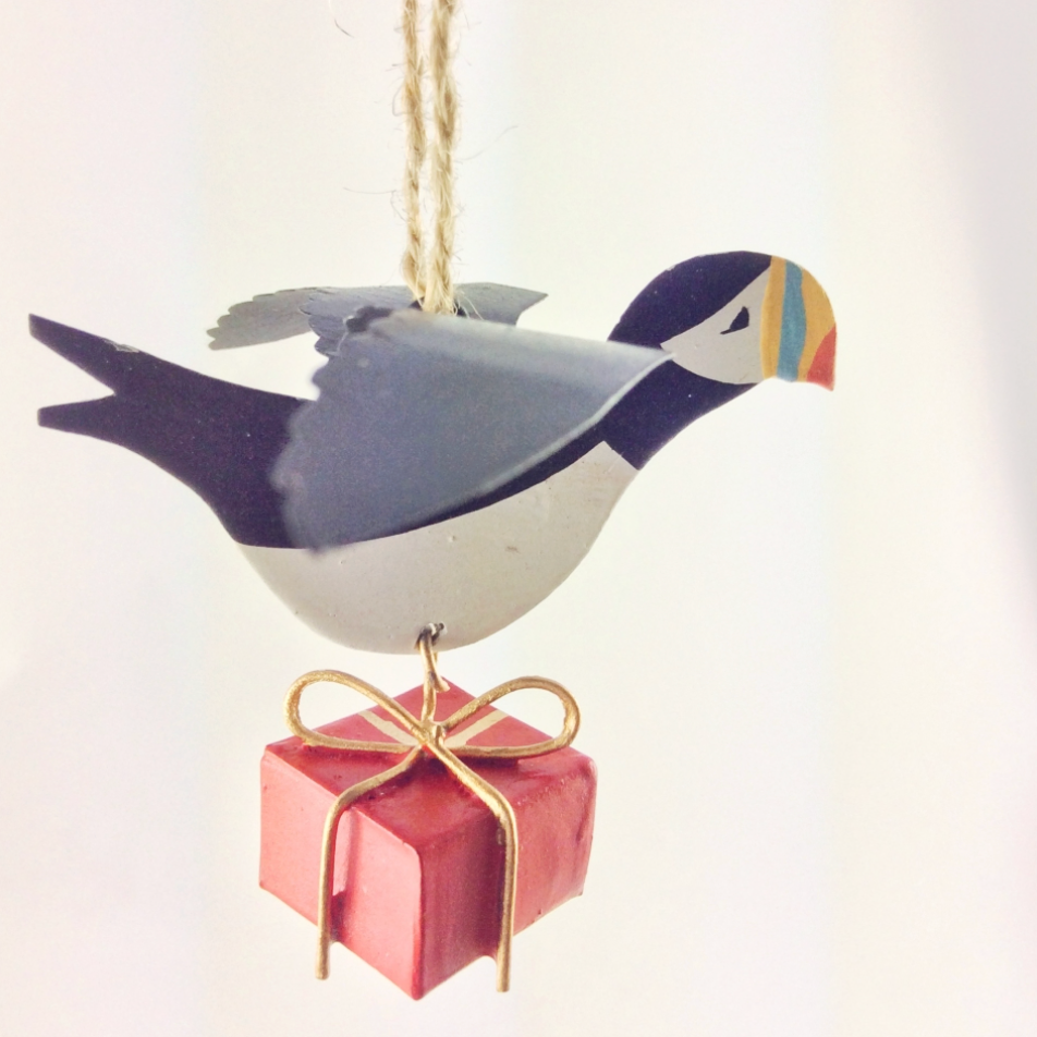 Shoeless Joe Puffin With Gift Decoration