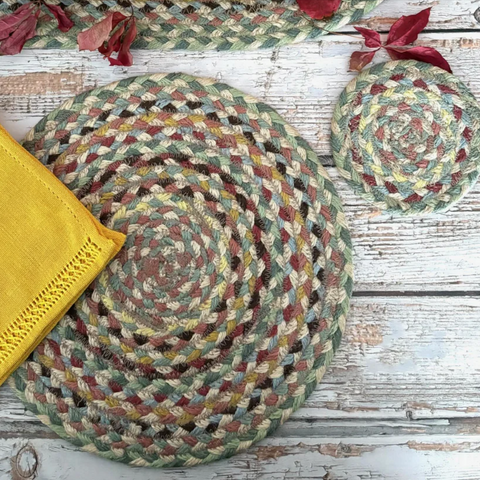 files/The_Braided_Rug_Company_Pampas_Jute_Placemats_Situ.png