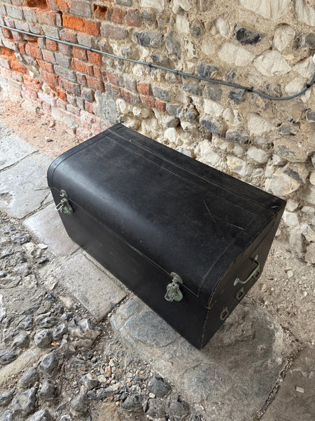 Vintage Brooks Luggage Case Top Closed