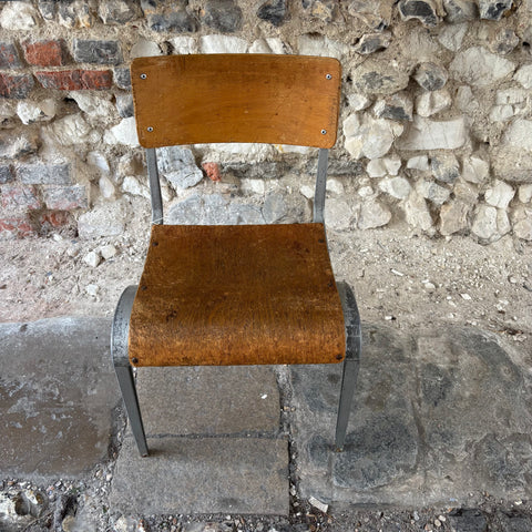 files/Vintage_Child_s_Chair_front.heic