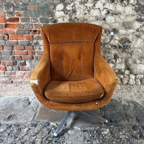 files/Vintage_Mid_Century_Swivel_Chair.jpg