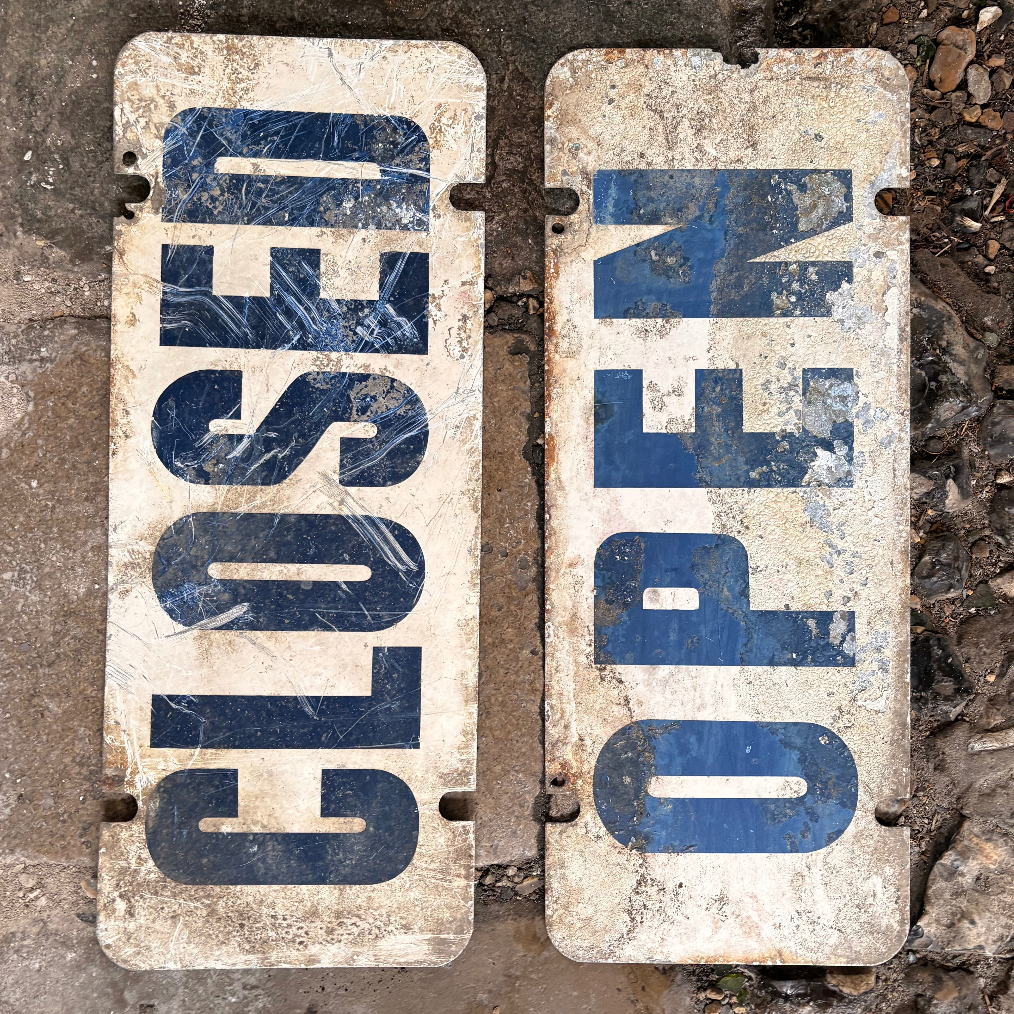 Vintage Open/Closed Rustic Sign