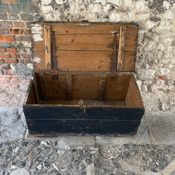 Vintage Painted Chest Open 
