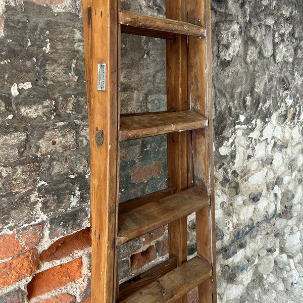 Vintage ladder 1