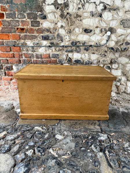 Antique pine blanket box front 