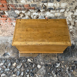Antique pine blanket box top 