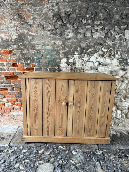 antique pine cupboard front 2