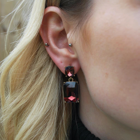 files/burgandy_earring.png