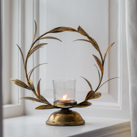 Laurel Leaf Candle Holder