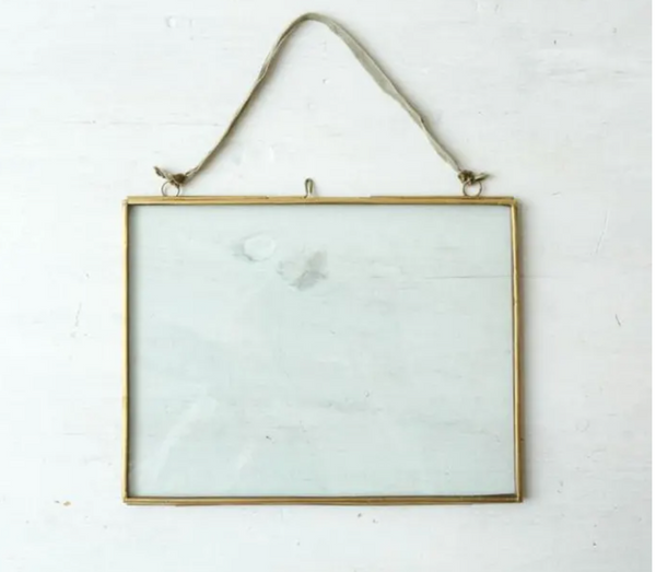 Landscape Hanging Brass Frame 20  x 15 cm