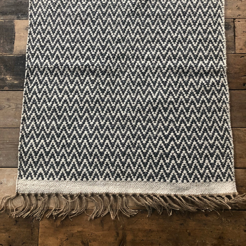 Dark Grey and Natural Jute & Cotton Zig Zag Rug